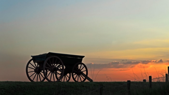 Een wagen op de IJsseldijk bij Cortenoever